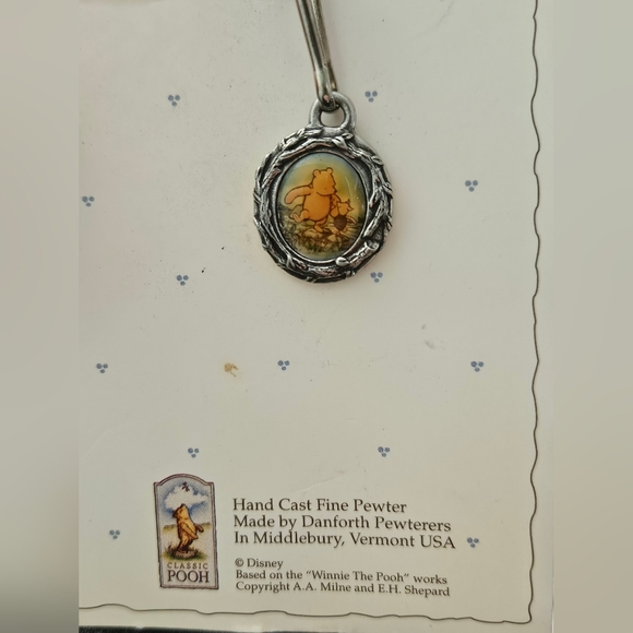 Disney Winnie The Pooh And Piglet PEWTER zipper Pull Or Pendant Vintage - Picture 4 of 5